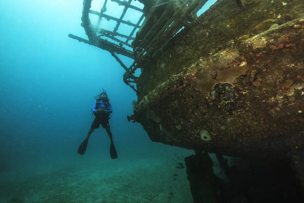 Wreck Diver Specialty Instructor